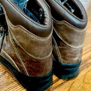 Womens / Ladies Mephisto Hiking Boots. Top leather.  Waterproof Goretex